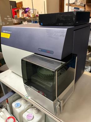 BD FACSCanto II Multiparameter Flow Cytometer with Automated Sample Loader-cover