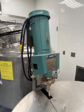 Precision Stainless Steel Mixing Tank with Lightnin Mixer Motor, Model 2120-5-cover