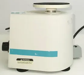 Thermolyne MaxiMix II 37600 Vortex Mixer, 3 of 5