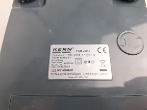 Kern PCB 250-3 Precision Laboratory Balance, 3 of 4