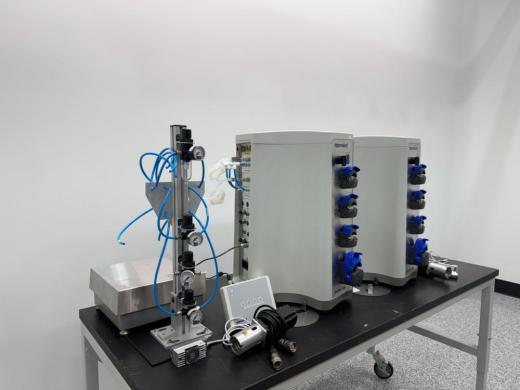 Eppendorf Bioflo 320 Bioreactor Quantity 2-cover