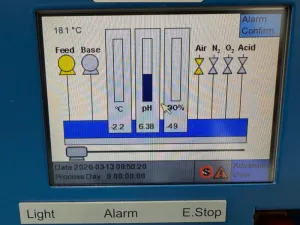 Biotech Cell Tainer Controlled Environment Cell Culture Bioreactor with Touchscreen Control, 3 of 4