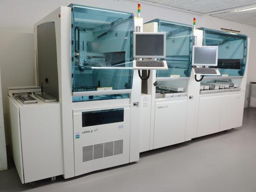 Cobas p471 Refrigerated Benchtop Centrifuge & p512 Automated Pre-analytical Sample Handling System-cover