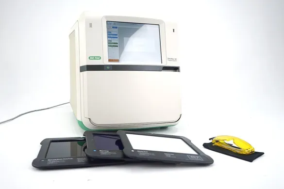Bio-Rad ChemiDoc MP Multiplex Fluorescence Imaging System with Blue/White/UV Tray