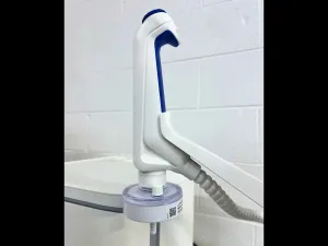 Millipore Milli-Q IQ 7005 Laboratory Water Purification System with 50L Storage, 8 of 20