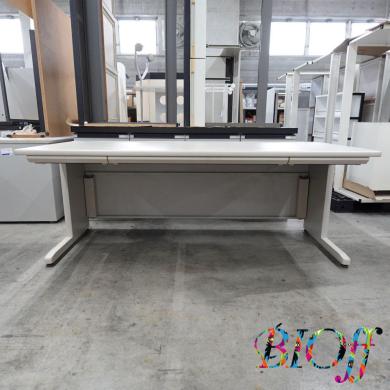 KMK/MXZL7LF1 Used Laboratory Workbench 180 × 80 × 70 cm-cover