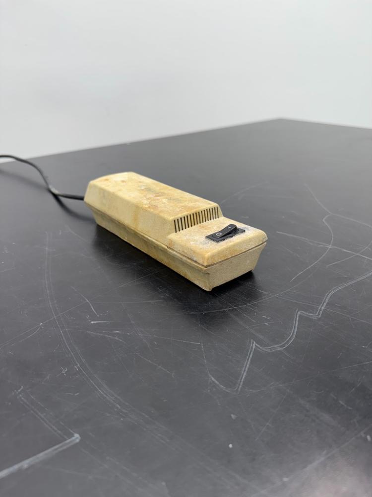 UVP UVG-11 Mineralight Lamp for UV Curing and Microbial Identification