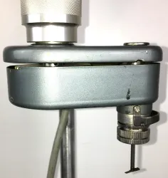 Lourdes MM-1B Model 600 Homogenizer with Sorvall OM-2000 Microblade Attachment, 4 of 12