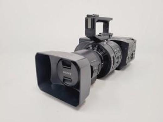 Sony NEX-FS700R Exmor Super 35 CMOS Sensor Camcorder Kit Slow Motion-cover