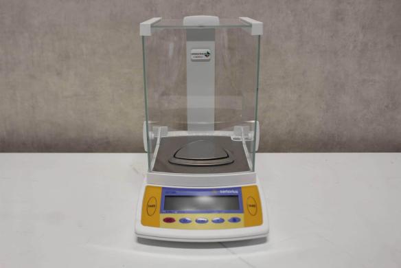 Sartorius CP124S Analytical Balance-cover