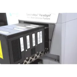 Molecular Devices SpectraMax Paradigm Multimode Microplate Reader with Alpha, HTRF, Fluorescence, Absorbance, and Luminescence Detection, 5 of 9