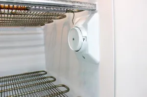 Kenmore 253.9261110 Upright Freezer with Mechanical Temperature Control and 4 Wire Shelves, 2 of 12