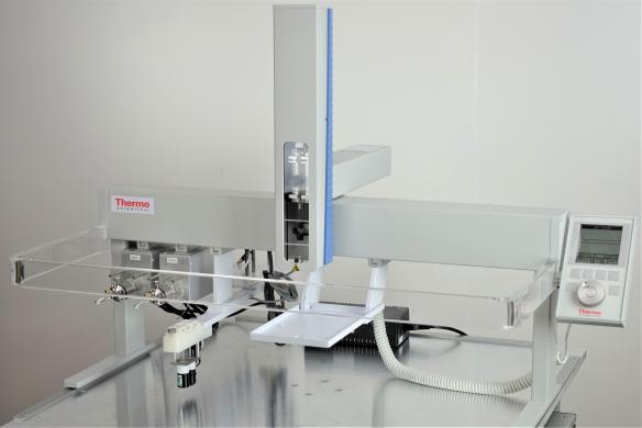 Thermo PAL HTS XT High-Throughput HPLC Autosampler 230V 50Hz-cover