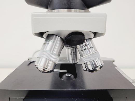 Leitz Wetzlar Dialux 20 Microscope with Objectiv | QuestPair