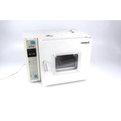 Heraeus Thermo UT6060 Trockenschrank Ofen Wärmeschrank Drying Oven 300°C + Ports-cover