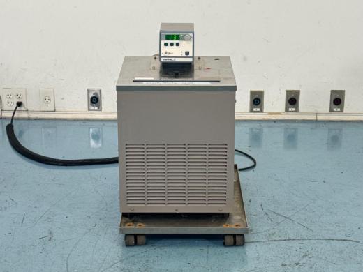 VWR Circulating Water Bath for precise temperature control in laboratory applications-cover