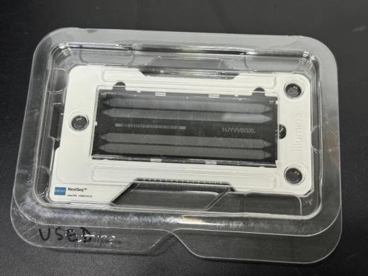 Illumina NextSeq 550 Benchtop High-Throughput Sequencing System-cover