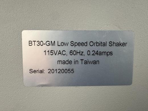 BioExpress GeneMate Orbital Shaker Variable BT30-GM, Low-Speed Benchtop Orbital Shaker-cover