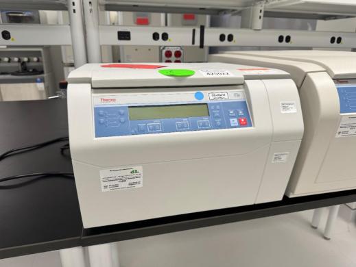 Thermo Sorvall ST 8R Refrigerated Benchtop Centrifuge with Auto-Lock Rotor-cover