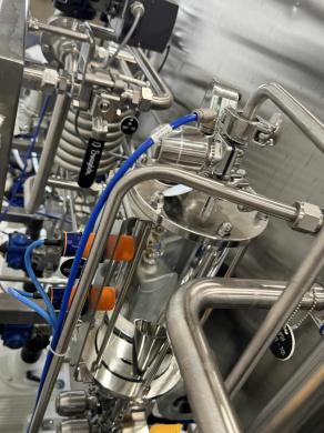 BioPharam 07 17LC/PM/IS Solvent Dispense System for HPLC High Pressure Gradient-cover