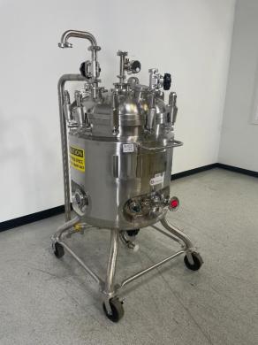 Stainless Technology 200L Jacketed Reactor Vessel-cover