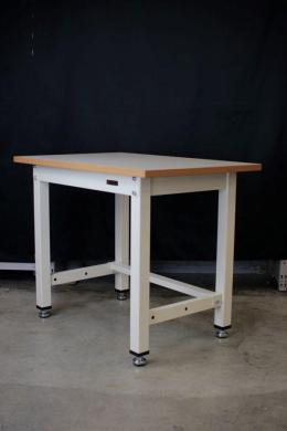 Sakae CS-096PI Medium-Duty Workbench W90×D60×H74cm-cover