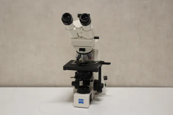 Zeiss Axiolab Trinocular Transmitted Light Microscope with Halogen Illumination