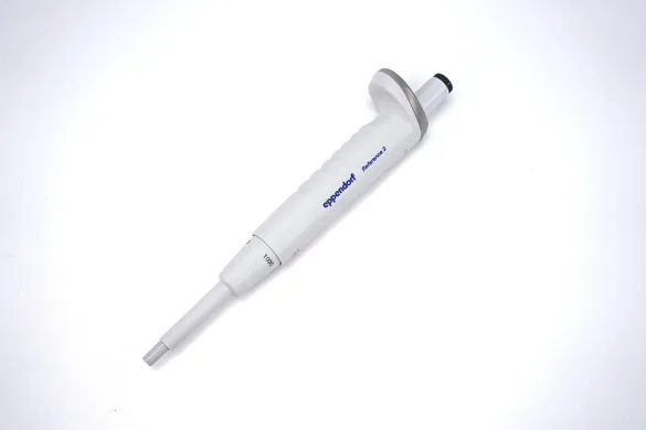 Eppendorf Reference 2 Fixed-Volume Pipette, 1000 µL (1 mL)