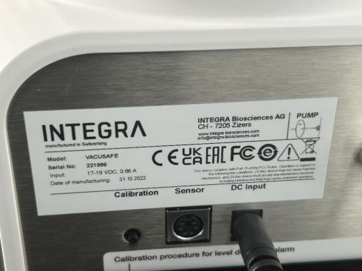 INTEGRA Vacusafe Vacuum Waste Management System with Integrated Pump-cover