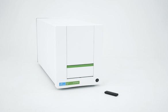 PerkinElmer Victor Nivo Multimode Microplate Reader HH35000000 with Absorbance, Fluorescence, AlphaScreen, TRF, and Luminescence-cover
