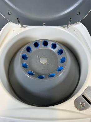 VWR Benchtop Centrifuge Model 76019-132 with Digital Control and Fixed-Angle Rotor-cover
