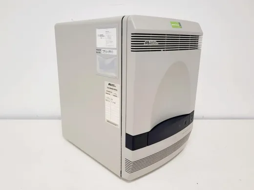 Applied Biosystems 7500 Fast Real-Time PCR System for Molecular Diagnostics