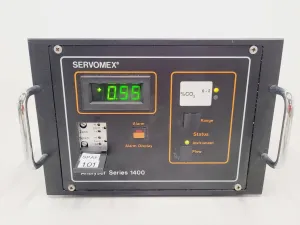 Servomex Series 1400 CO2 Analyzer, 8 of 8