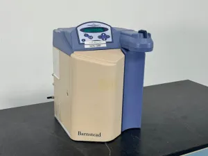 Thermo Scientific Barnstead Nanopure Ultrapure Water Purification System, 2 of 4