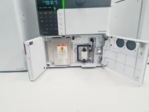 Shimadzu HPLC System with SIL-20A Autosampler and SPD-M20A Photodiode Array Detector, 30 of 42