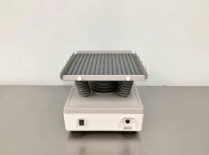 Thermo Scientific Digital Waving Lab Rotator with 360° Orbital Motion and Digital Controls, 4 of 10