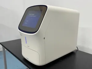 Invitrogen iBright FL1500 Digital Imaging System with Integrated Touchscreen, 2 of 4