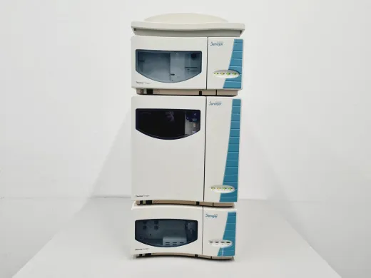 Thermo Fisher Scientific Finnigan Surveyor PDA Detector with Autosampler and LC Pump System