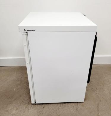 Thermo Scientific ES Series Laboratory Freezer 151F-AEW-TS Lab-cover