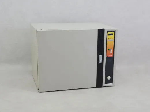Carbolite PIF120(200) Laboratory Incubator with Forced Convection
