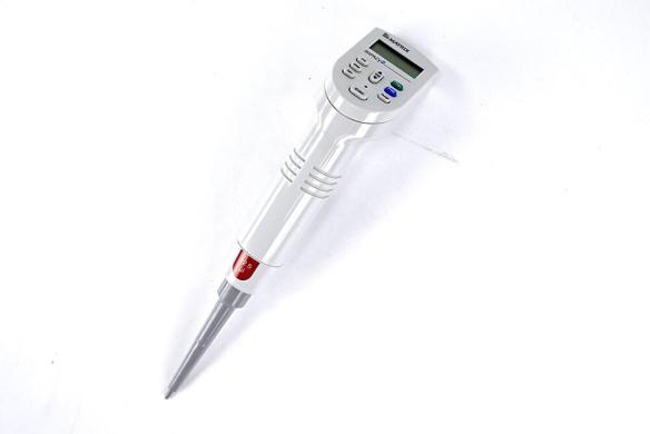 Thermo Scientific Matrix Impact 2 Electronic Single-Channel Pipette, 2–12.5 µL