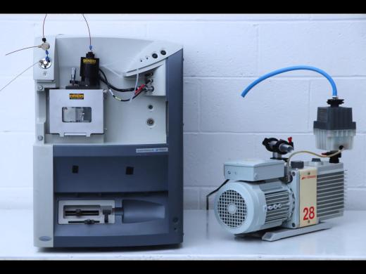 Waters Quattro Premier XE Tandem Mass Spectrometer with ZSpray Ionisation-cover
