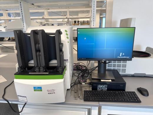 PerkinElmer EnVision 2105 Multimode Plate Reader for Biochemical and Cell-Based Assays-cover