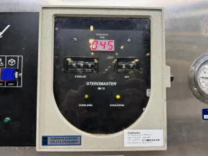 Consolidated Steromaster MKII Vertical Laboratory Autoclave, 3 of 4