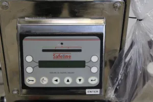 Mettler Toledo V3 TX Industrial Metal Detector for Packaging Inspection, 7 of 8