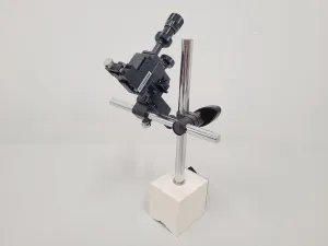 Lot of 3 Narishige 3-axis Micromanipulators on Magnetic Stands M153, M152, 3 of 18
