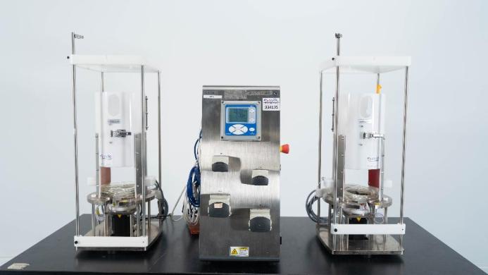 Xcellerex XDR-10 Single-Use Stirred-Tank Bioreactor for Process Development-cover