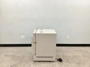Yamato DX400 Gravity Convection Laboratory Drying Oven with PID Temperature Control, 3 of 13