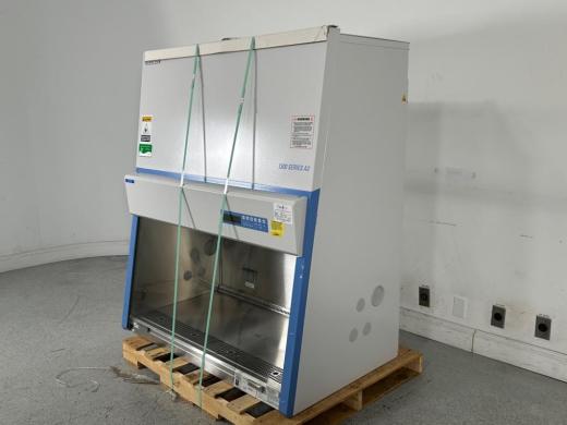 Thermo Scientific 1300 Series A2 4-foot Class II Biosafety Cabinet-cover