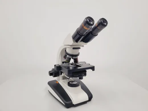Prior PX042 Compound Microscope with 4x EPLan Objectives